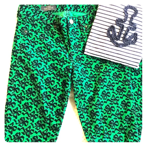 J. Crew Pants - J. Crew toothpick green cords w/bows. Like new 26